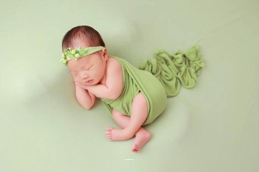 三明八个月宝宝老是使劲